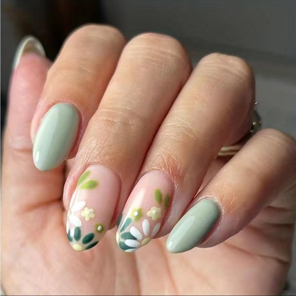 Acrylic Almond Tip Green Daisy Flower Medium Length Manicure Nails Professional - Picture 1 of 6
